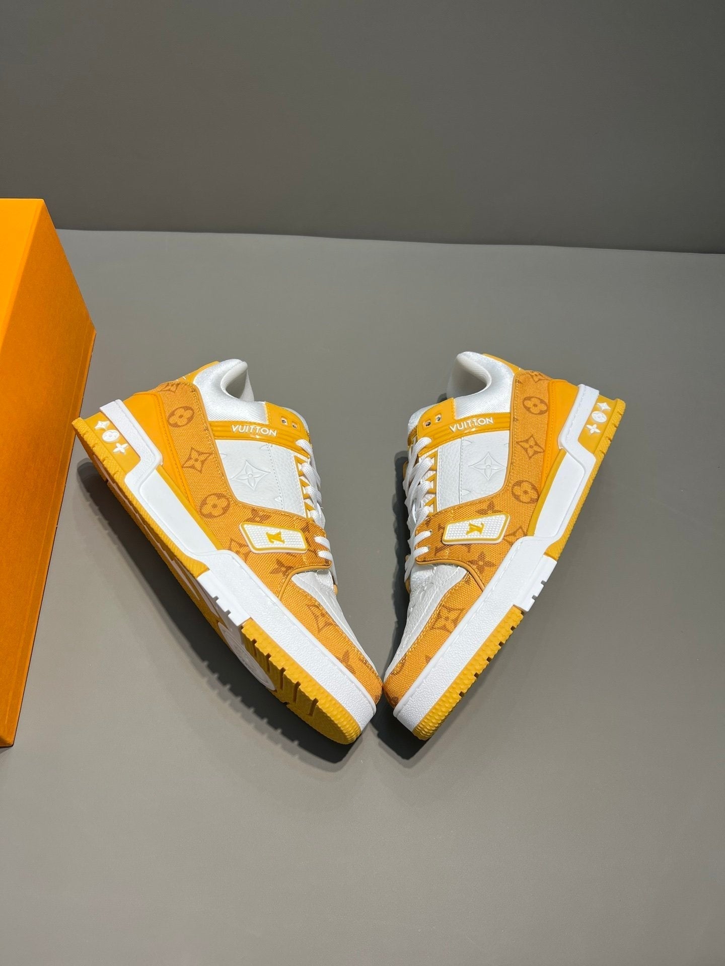 Louis Vuitton Trainer Sneaker