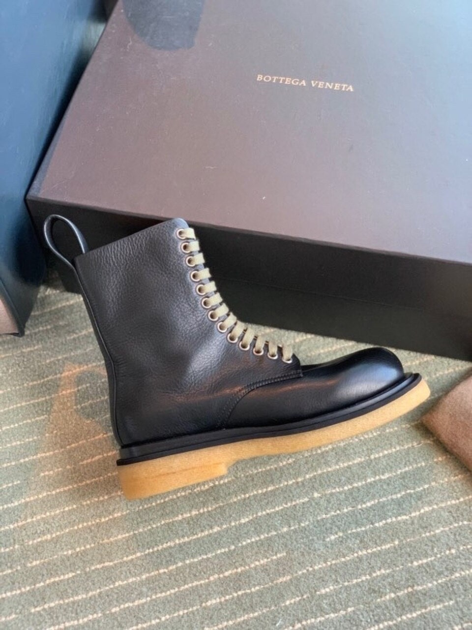 Bottega Veneta Lace Up Booties Calfskin Leather Fall/Winter 2020 Collection, Black