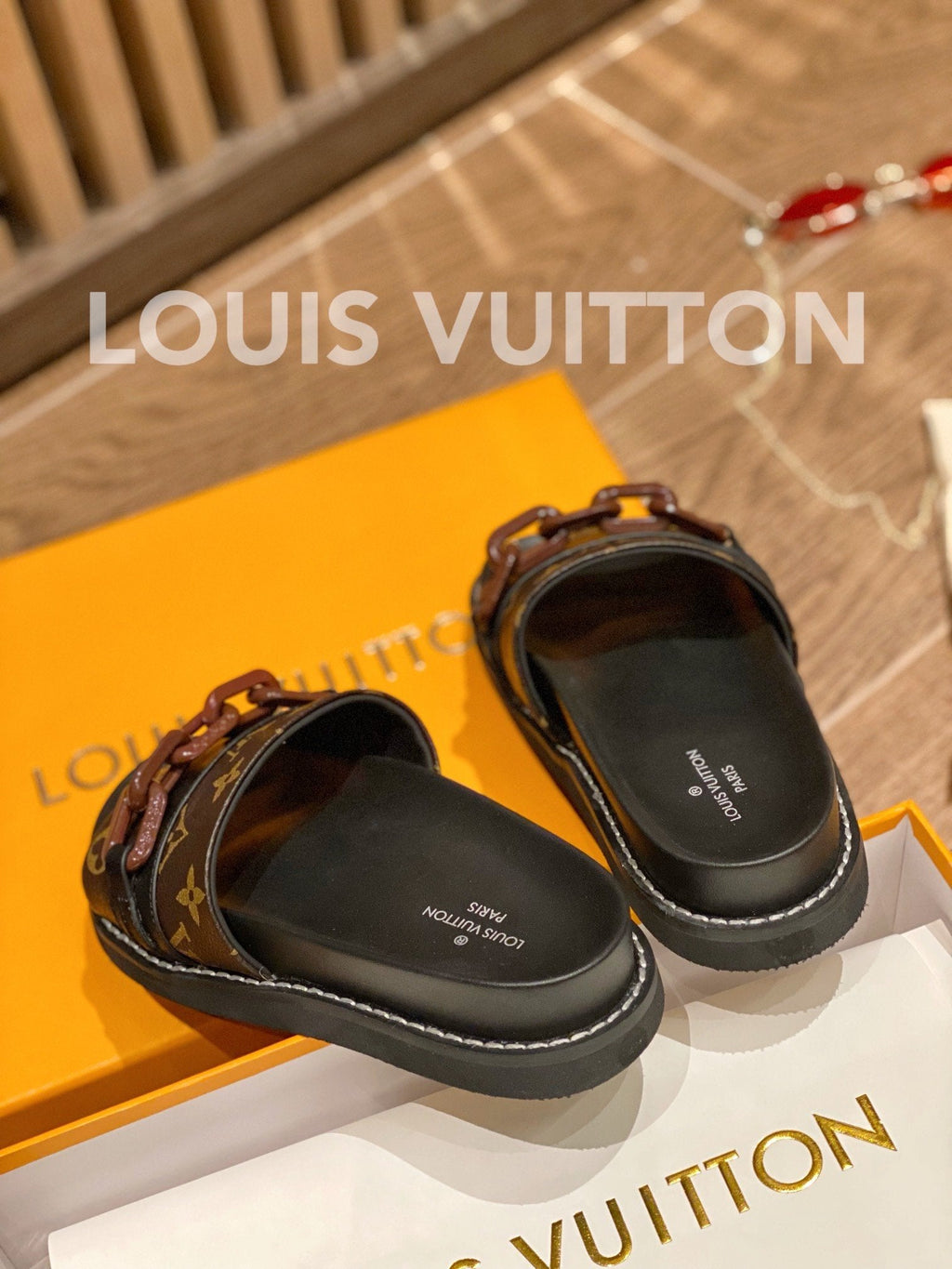 Louis Vuitton Unset Flat Comfort Mule White/Brown