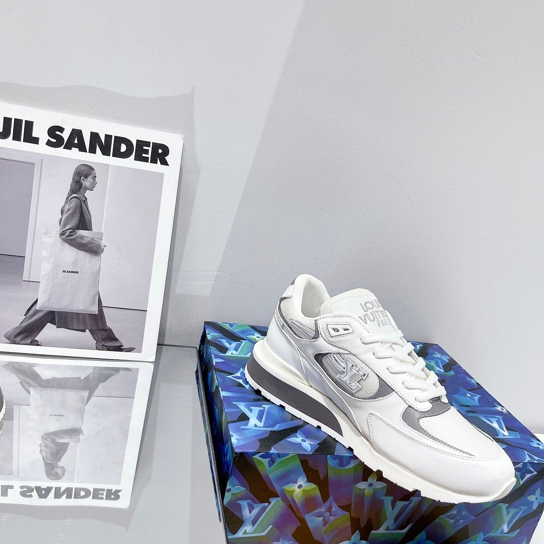 Louis Vuitton Run Sneaker White