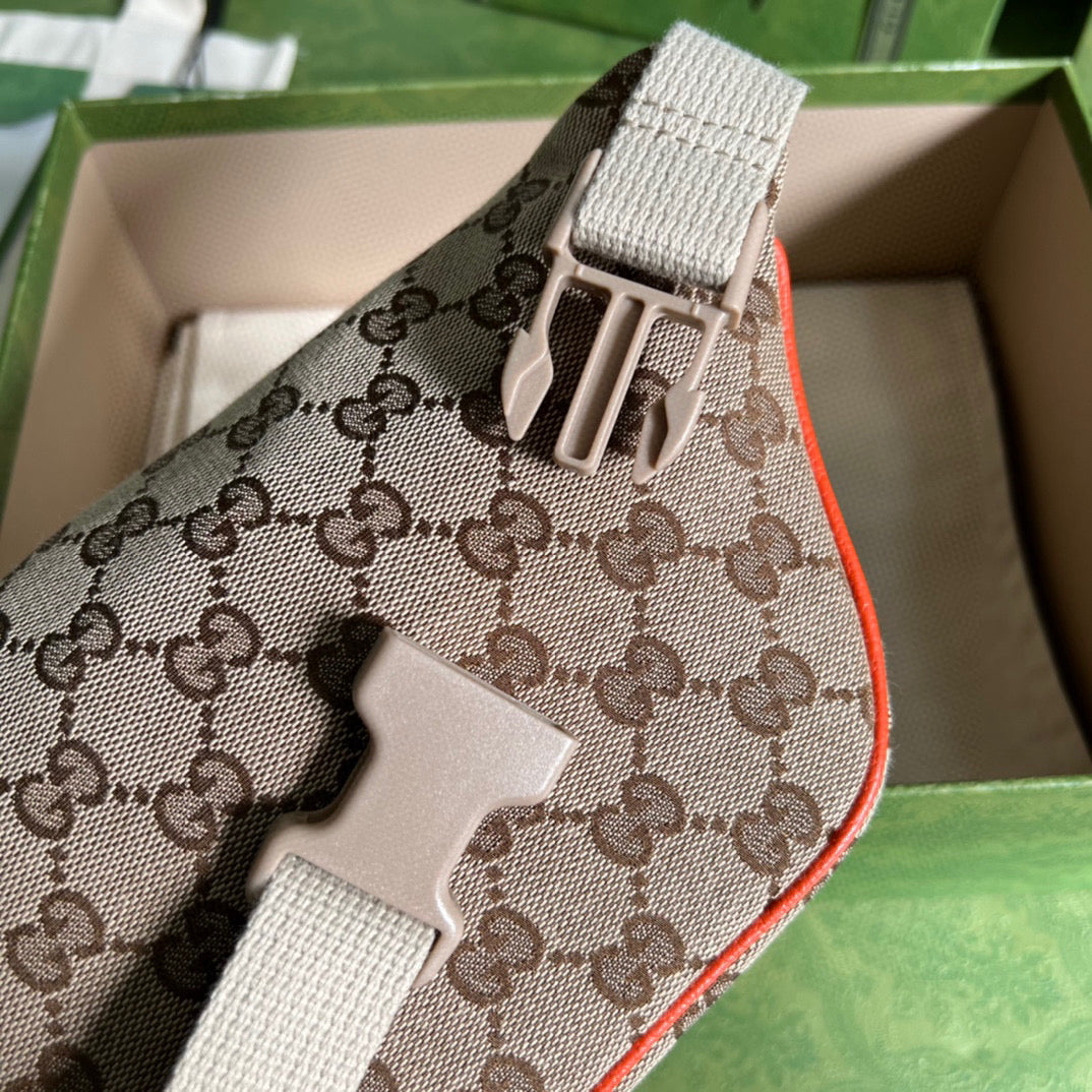 Gucci The North Face x Gucci Belt Bag 22cm Brown