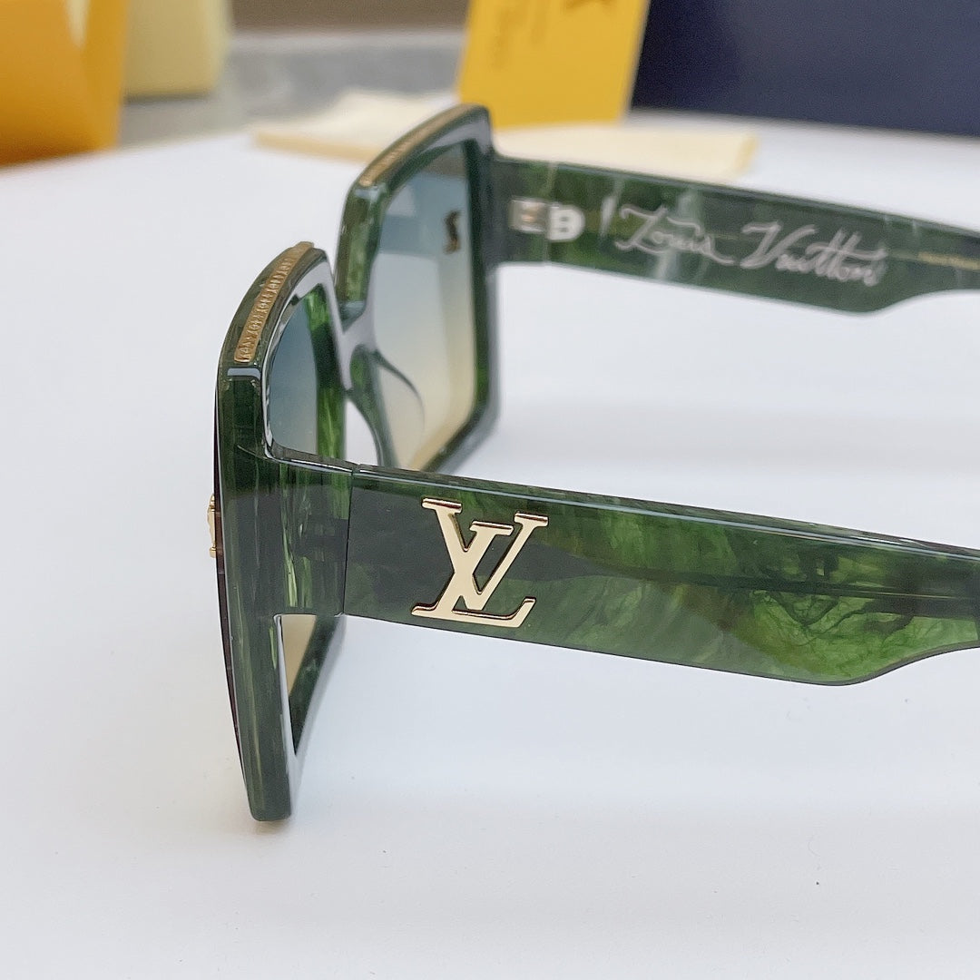 Louis Vuitton Link Cat Eye Sunglasses