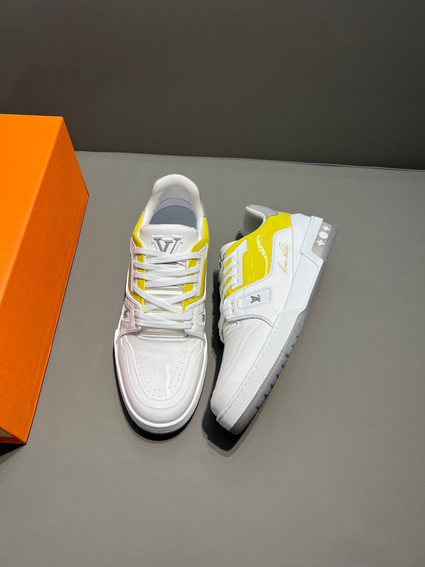 Louis Vuitton Trainer Sneaker