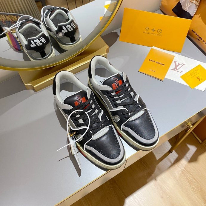 Louis Vuitton Trainer Sneaker