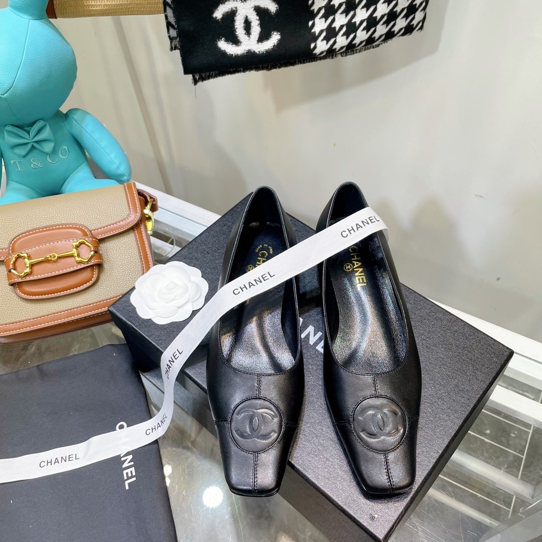 Chanel Flats Black