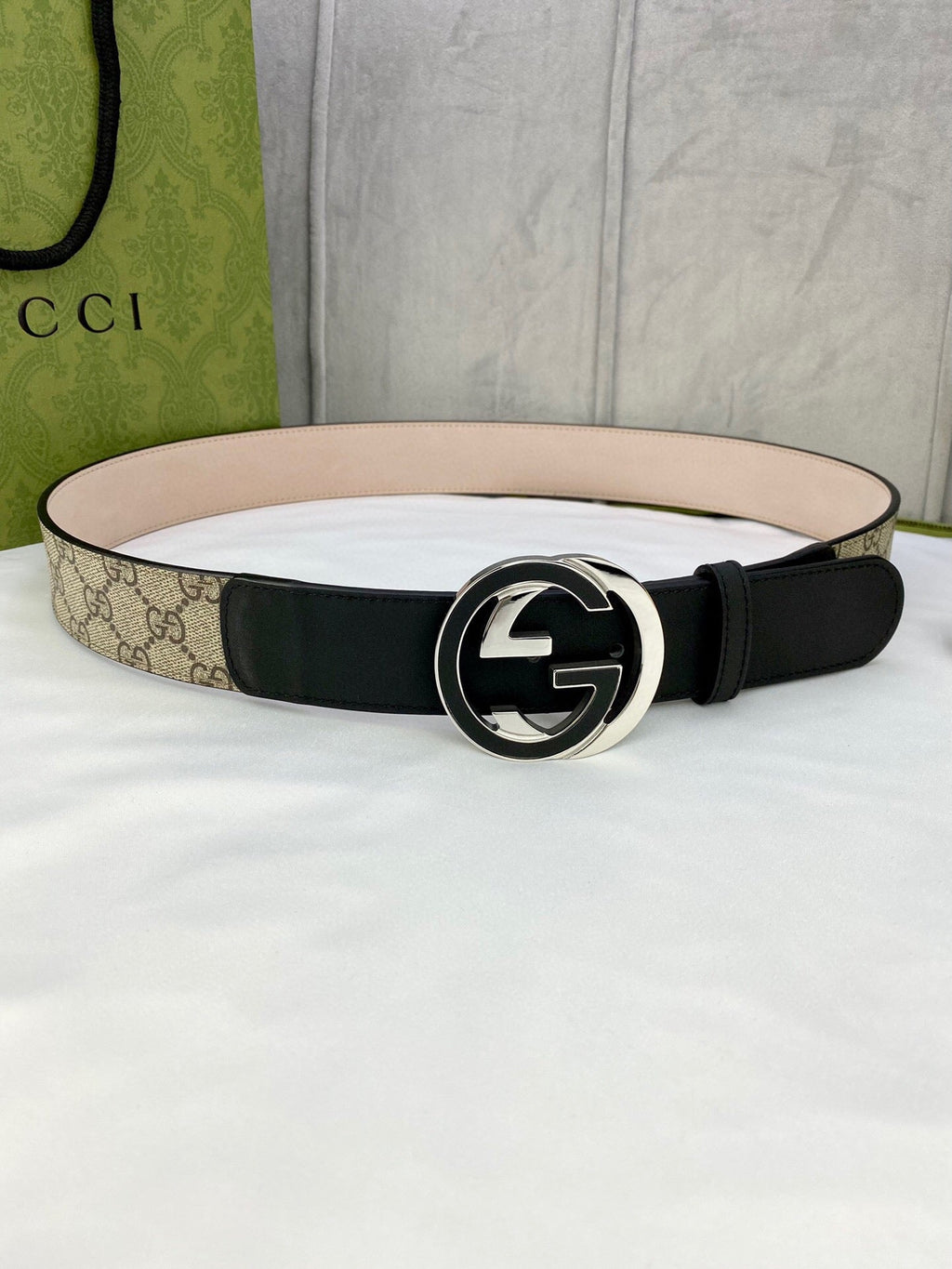 Gucci Marmont Reversible Belt