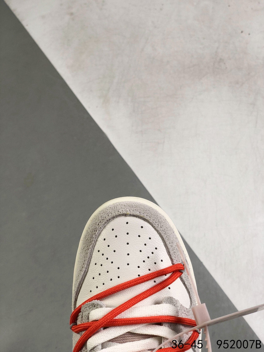 Nike Dunk Low Off-White Lot List