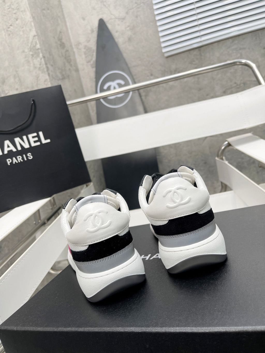 Chanel Trainers Sneakers White/Pink