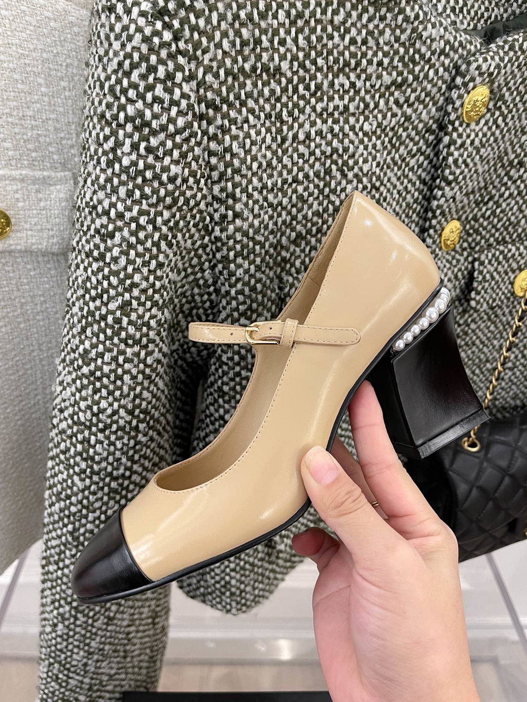 Chanel Open Shoes Beige