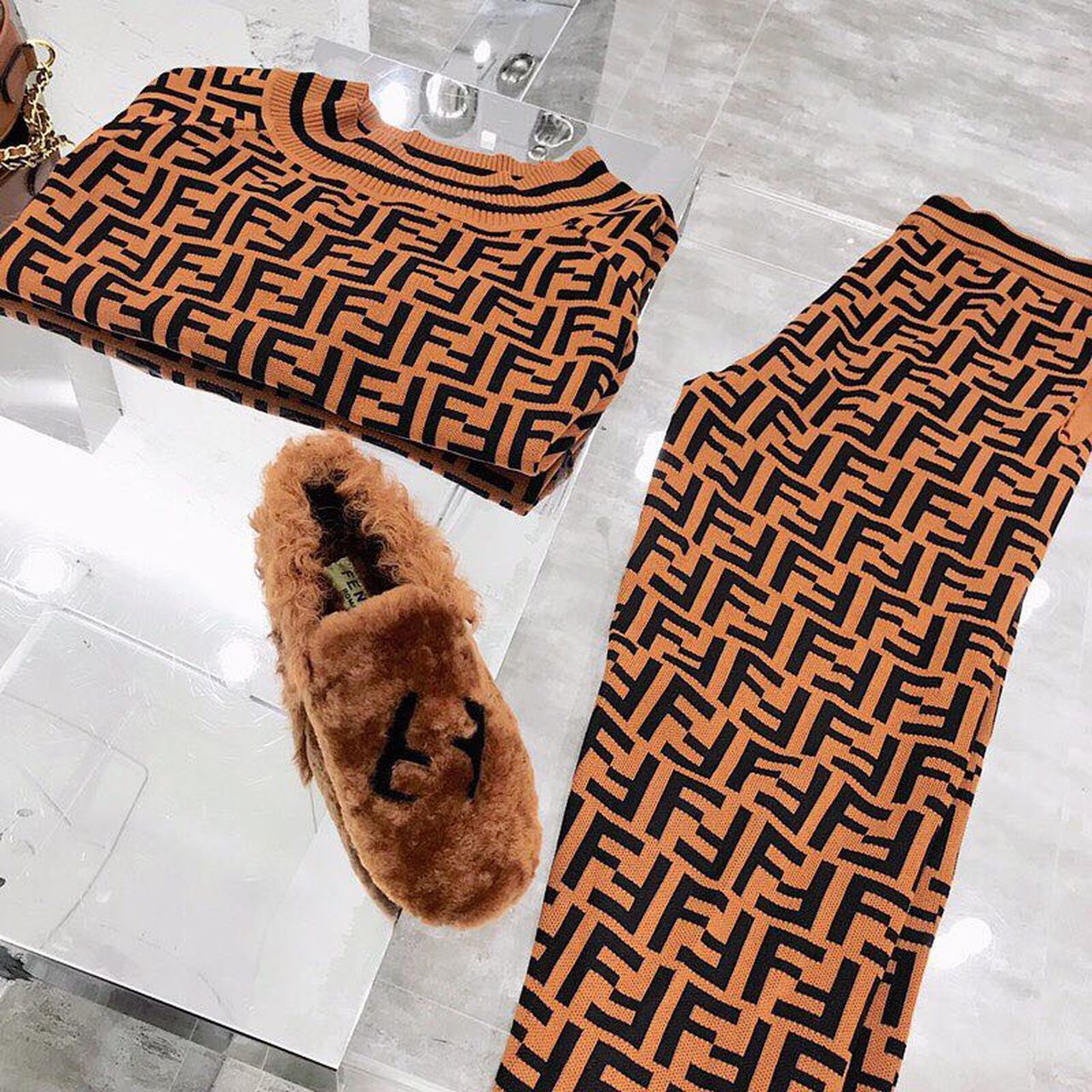 Fendi FF Logo Mink Fur Slippers Calfskin Leather Fall/Winter 2018 Collection, Tan