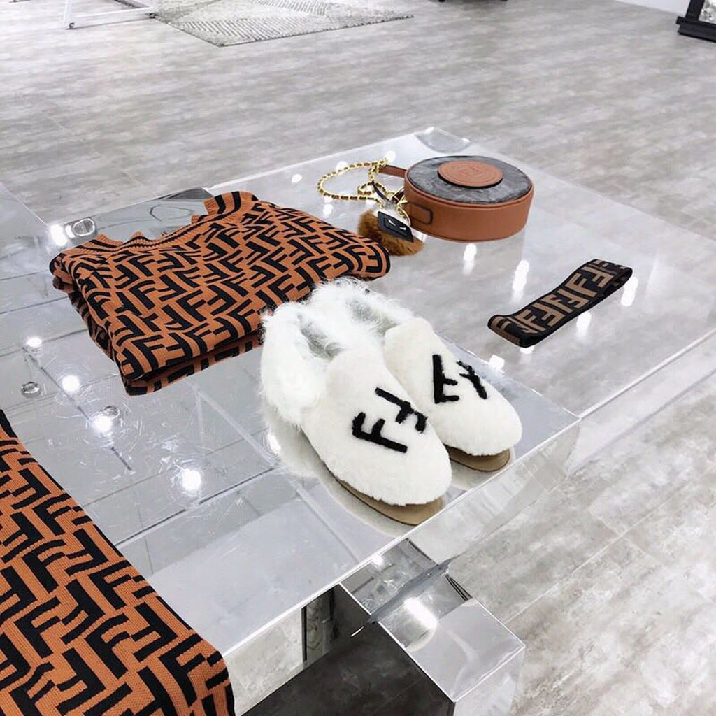 Fendi FF Logo Mink Fur Slippers Calfskin Leather Fall/Winter 2018 Collection, White