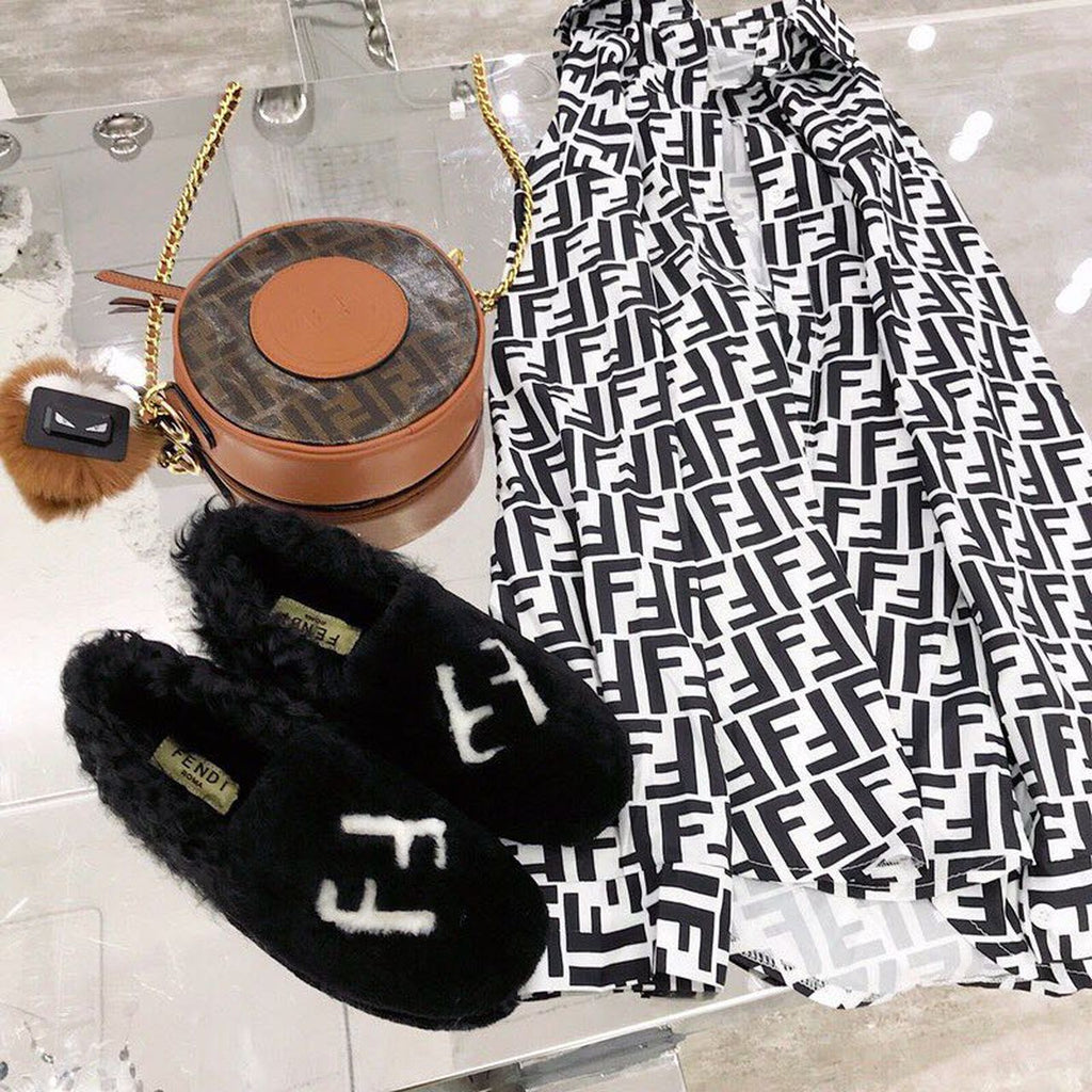 Fendi FF Logo Mink Fur Slippers Calfskin Leather Fall/Winter Collection, Black