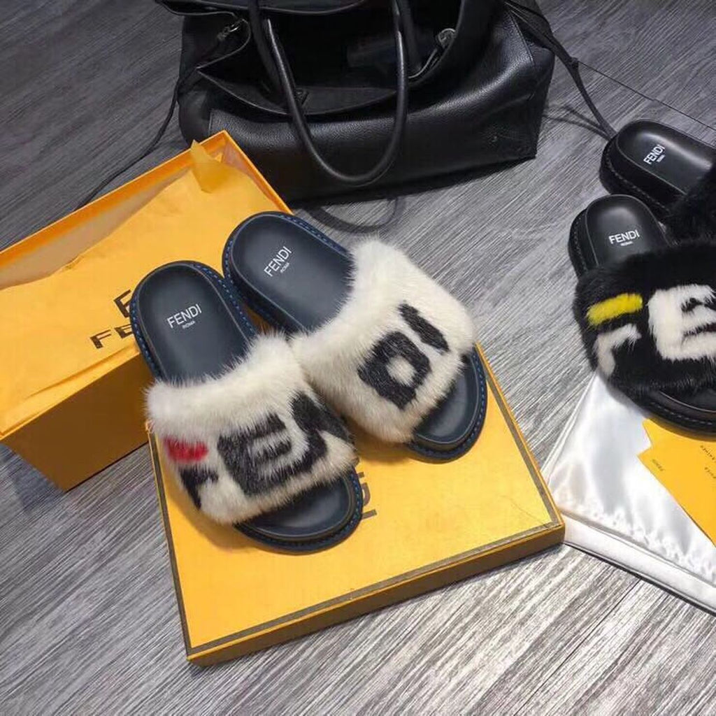 Fendi Logo Mink Fur Slippers Calfskin Leather Fall/Winter Collection, White