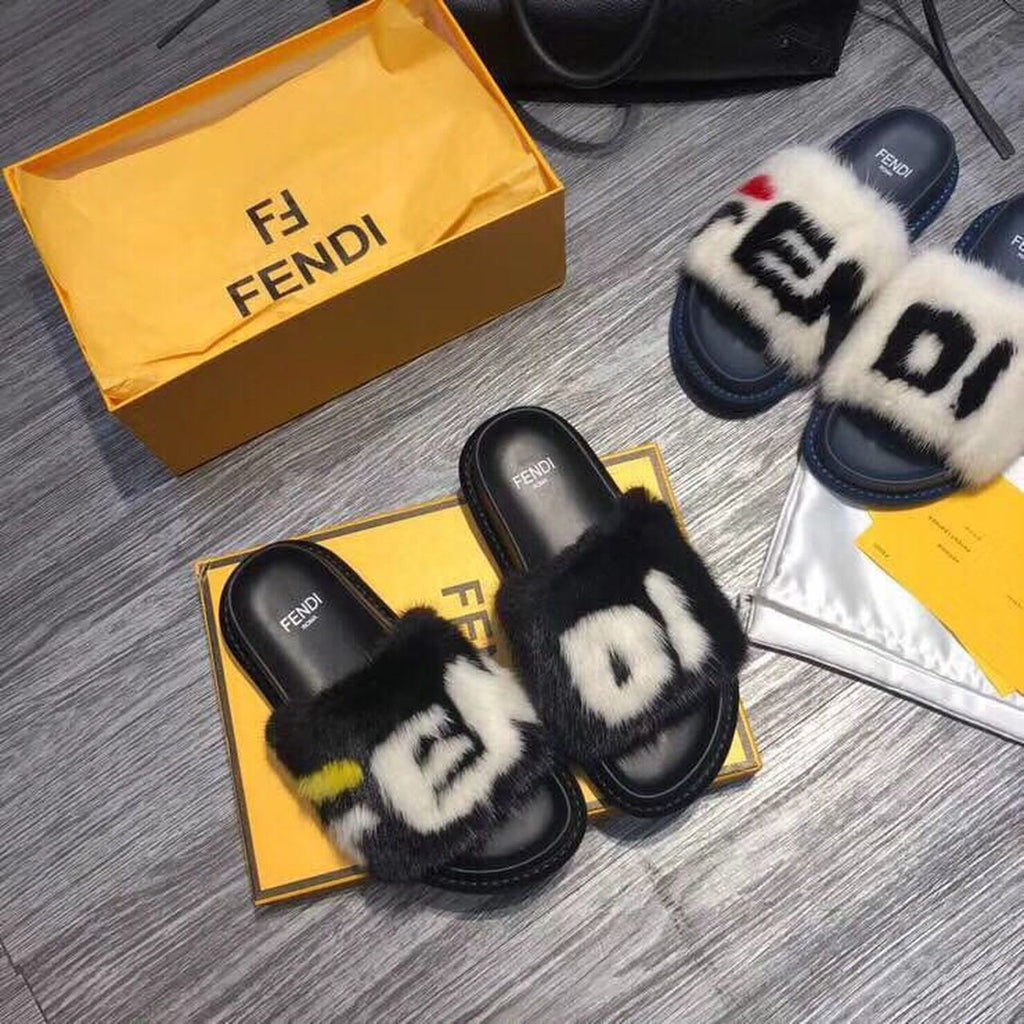 Fendi Logo Mink Fur Slippers Calfskin Leather Fall/Winter 2018 Collection, Black