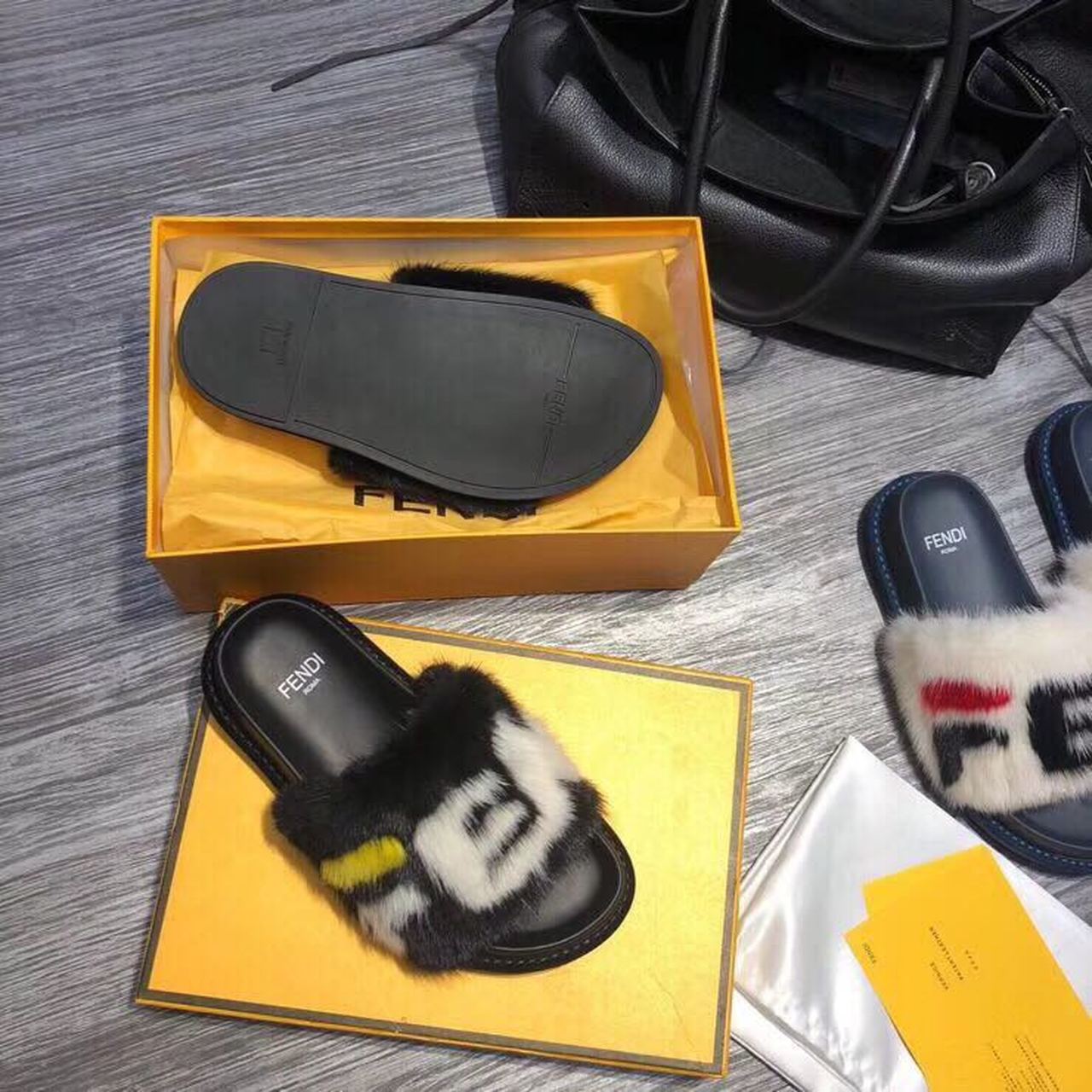 Fendi Logo Mink Fur Slippers Calfskin Leather Fall/Winter 2018 Collection, Black