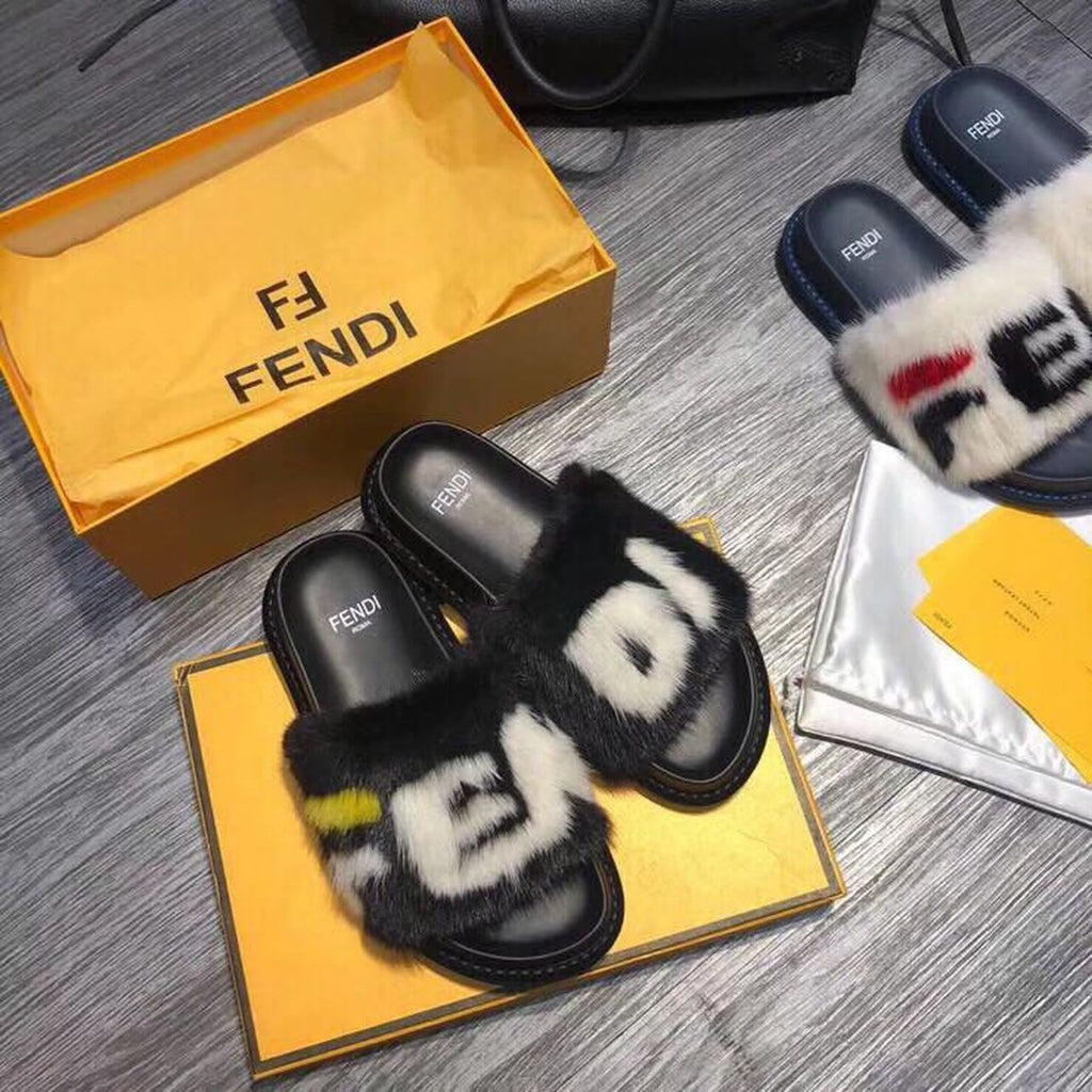 Fendi Logo Mink Fur Slippers Calfskin Leather Fall/Winter 2018 Collection, Black