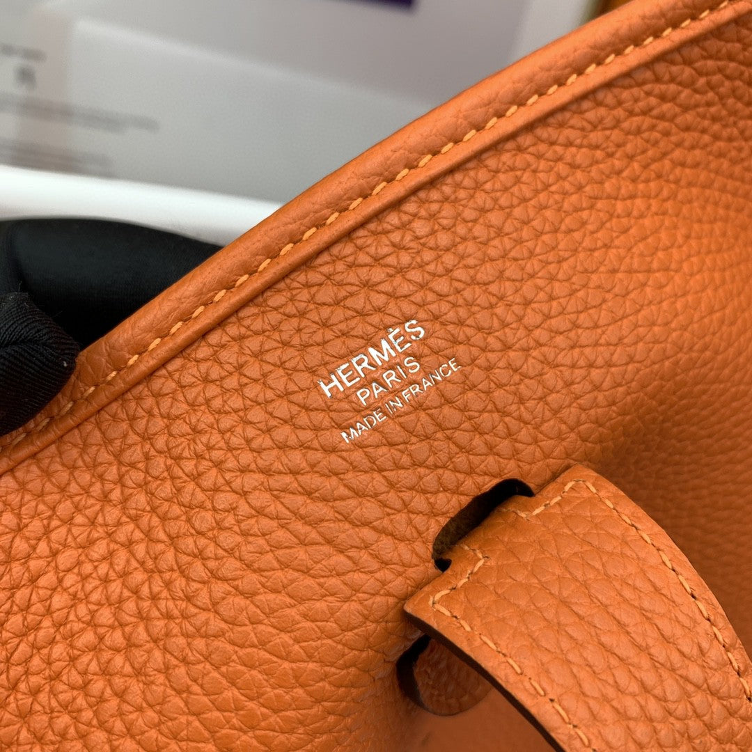 Hermes Evelyne III 30cm