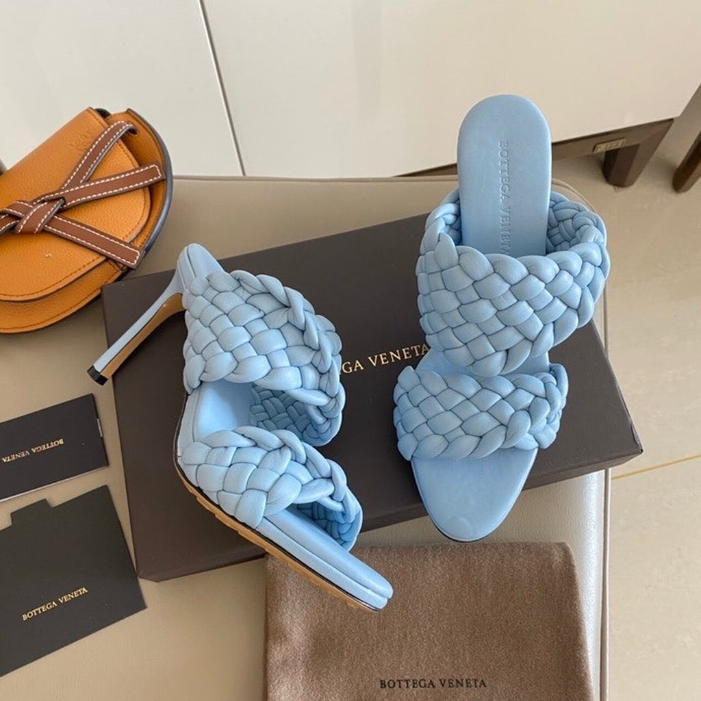 Bottega Veneta Curve Sandals 9.5cm Heel Lambskin Leather Spring/Summer 2020 Collection, Light Blue