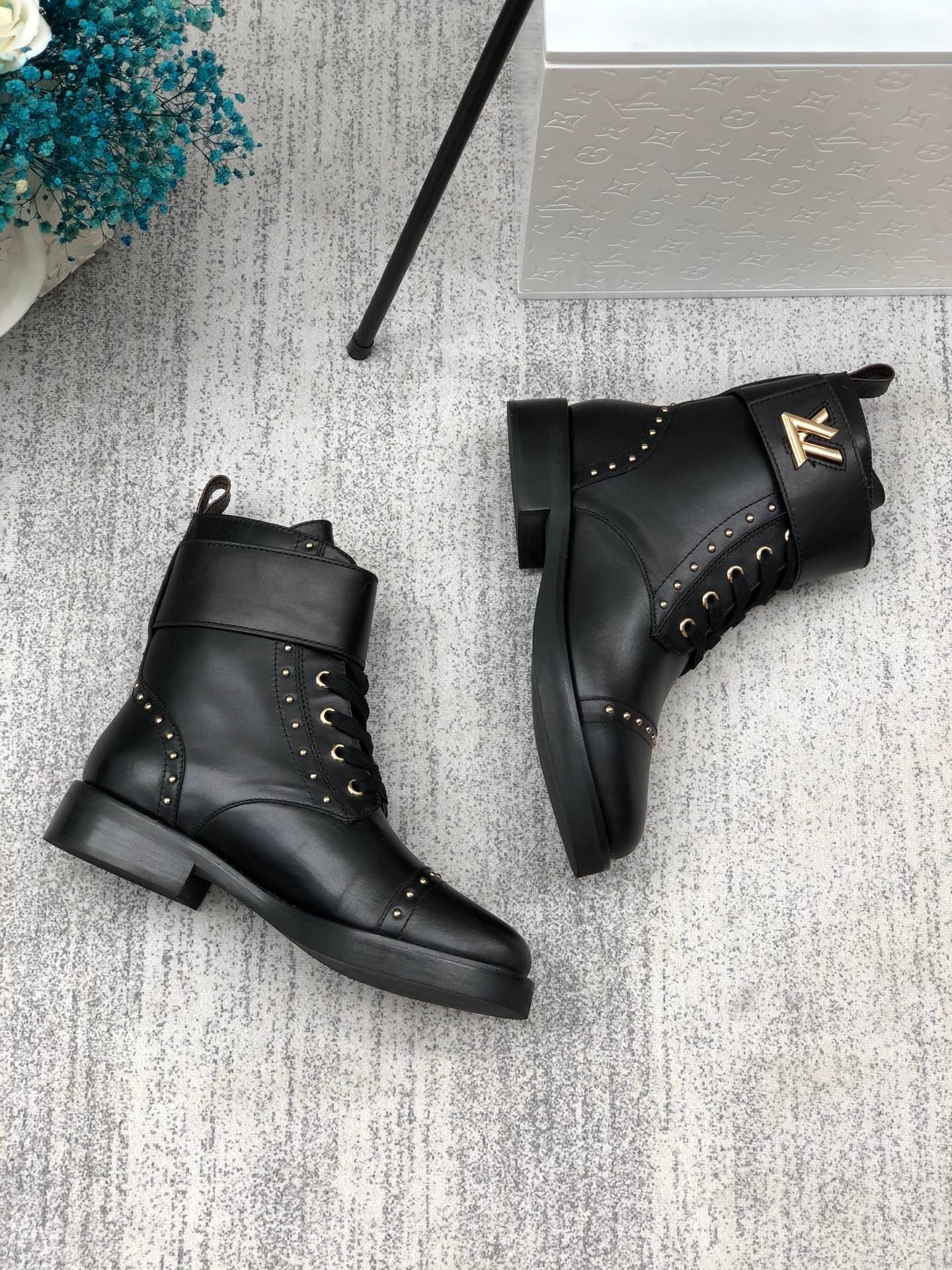 Louis Vuitton Wonderland Ranger Black