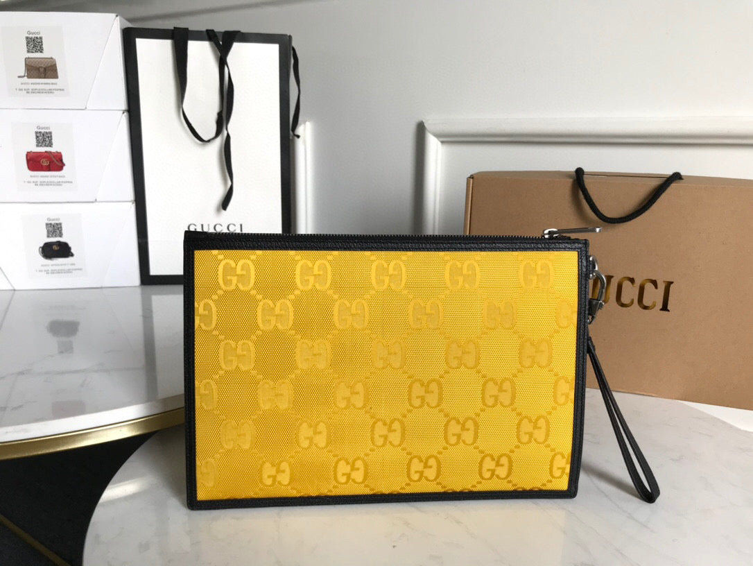 Gucci Off The Grid Pouch 31cm