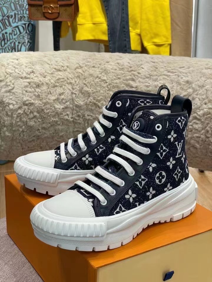 Louis Vuitton Squad Sneaker Boots Black