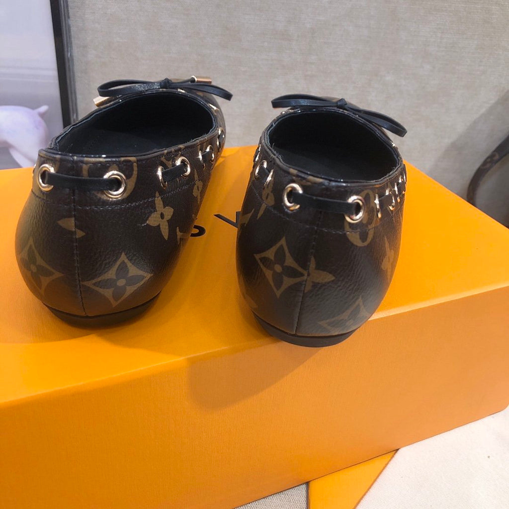 Louis Vuitton Gloria Flat Loafer Black