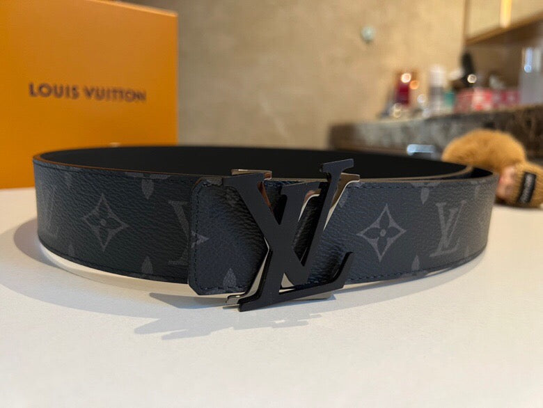 Louis Vuitton Initiales Reversible