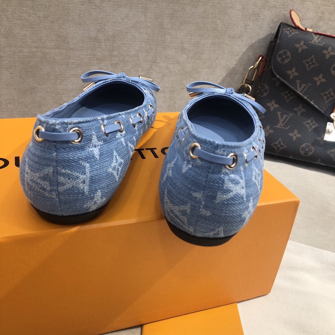 Louis Vuitton Gloria Flat Loafer Blue