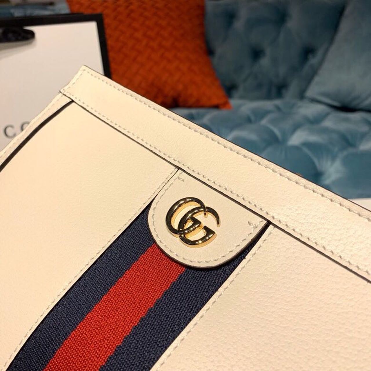 Gucci Ophidia GG Shoulder Bag 25cm Calfskin Leather Spring/Summer Collection White