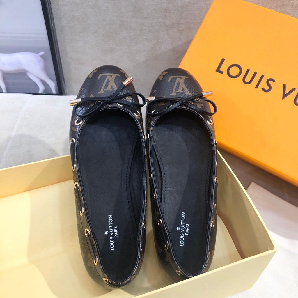 Louis Vuitton Gloria Flat Loafer Black