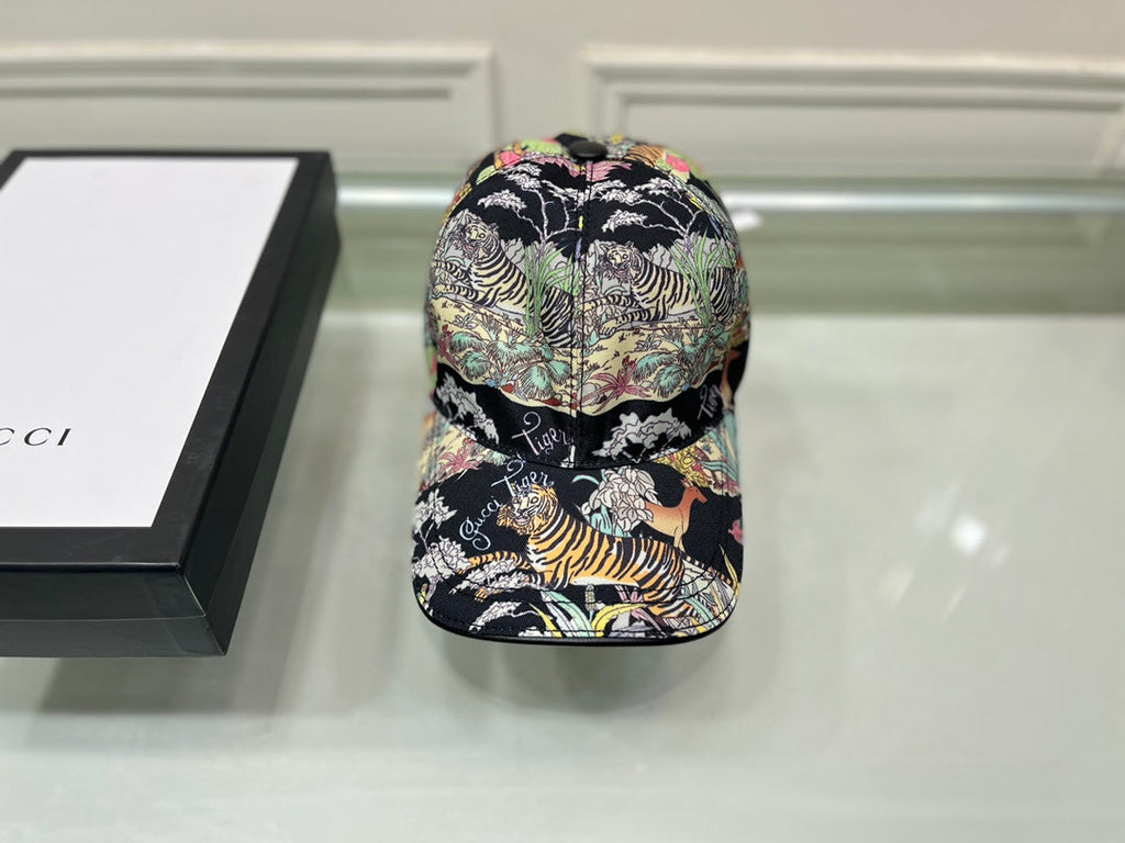 Gucci Canvas Baseball Cap Tiger