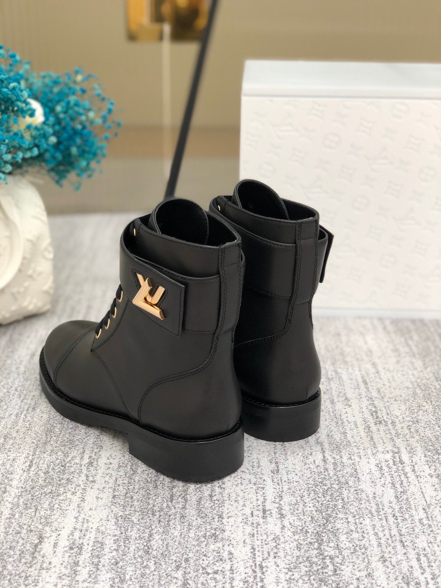 Louis Vuitton Wonderland Ranger Black