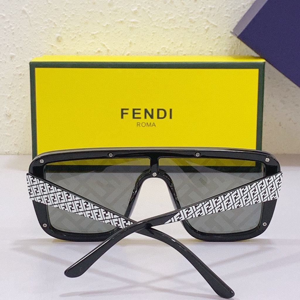 Fendi Disco Fashion Sunglasses