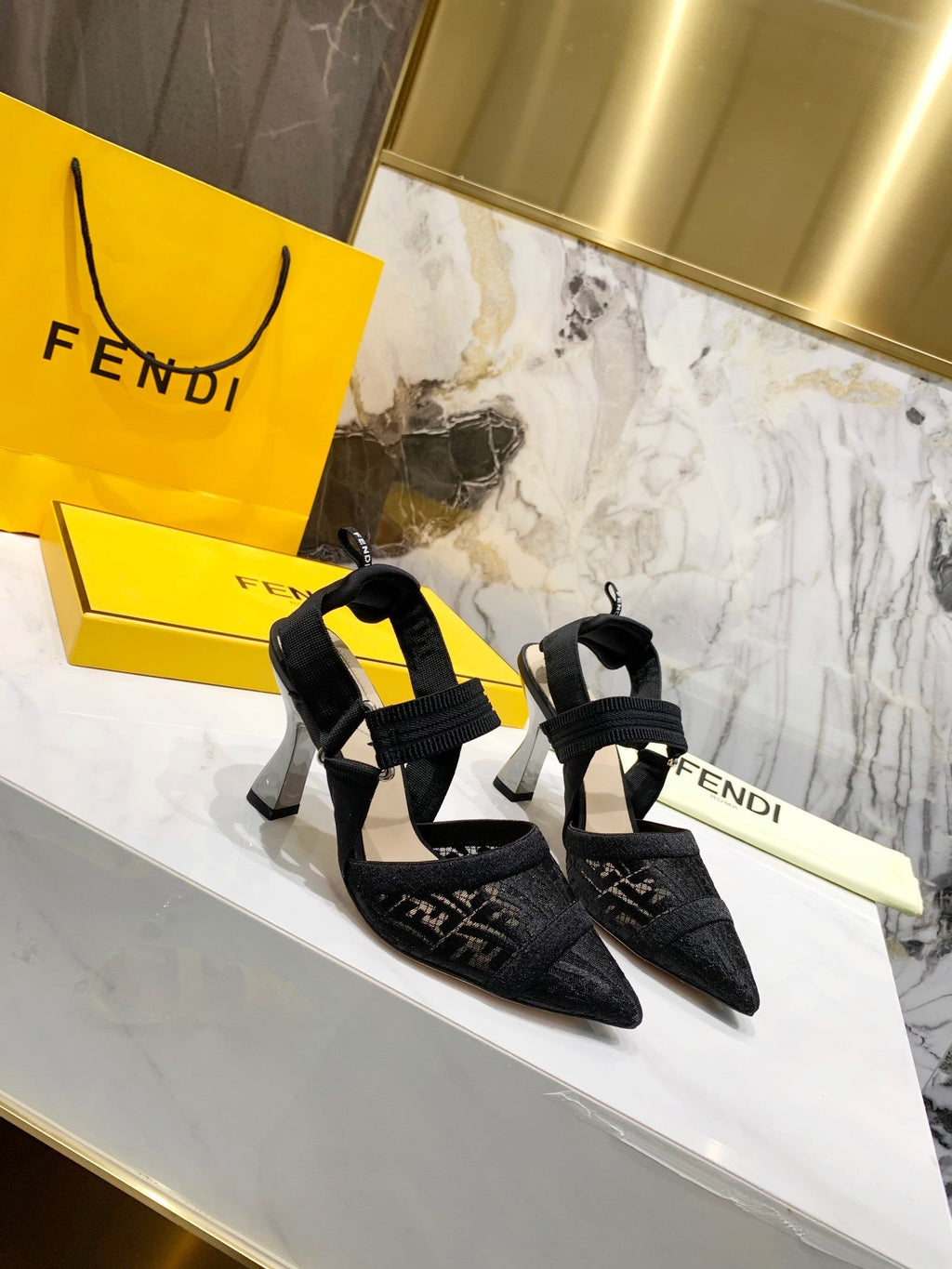 Fendi Colibrì