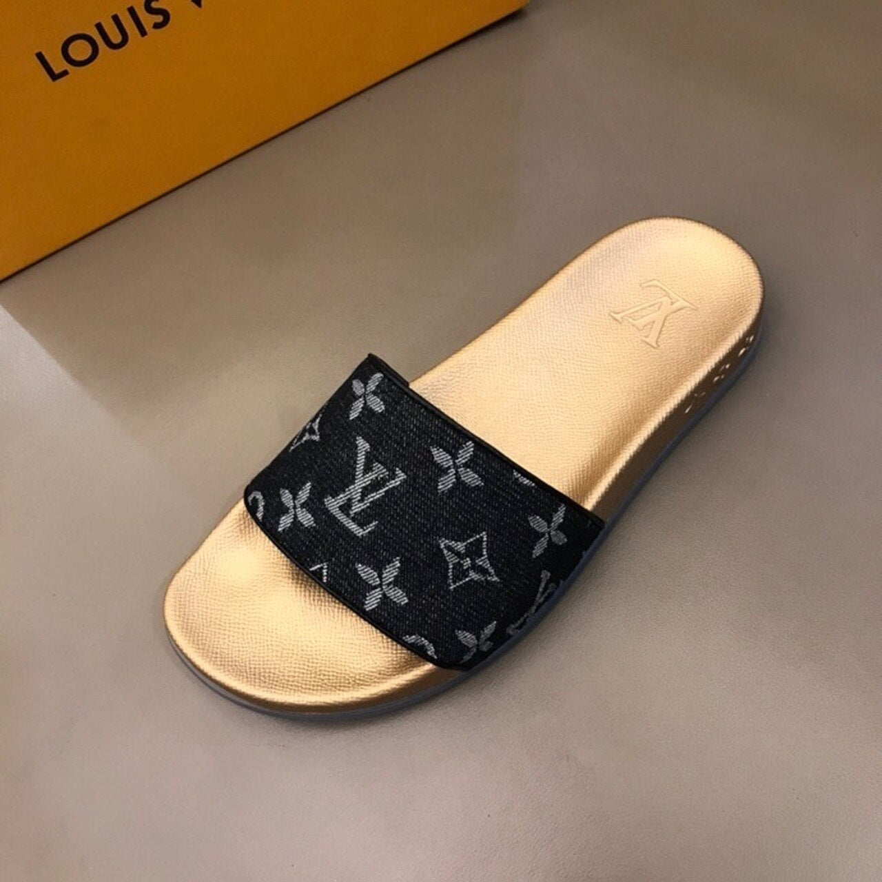 Louis Vuitton Mens Sandals Denim Canvas Spring/Summer Collection Black