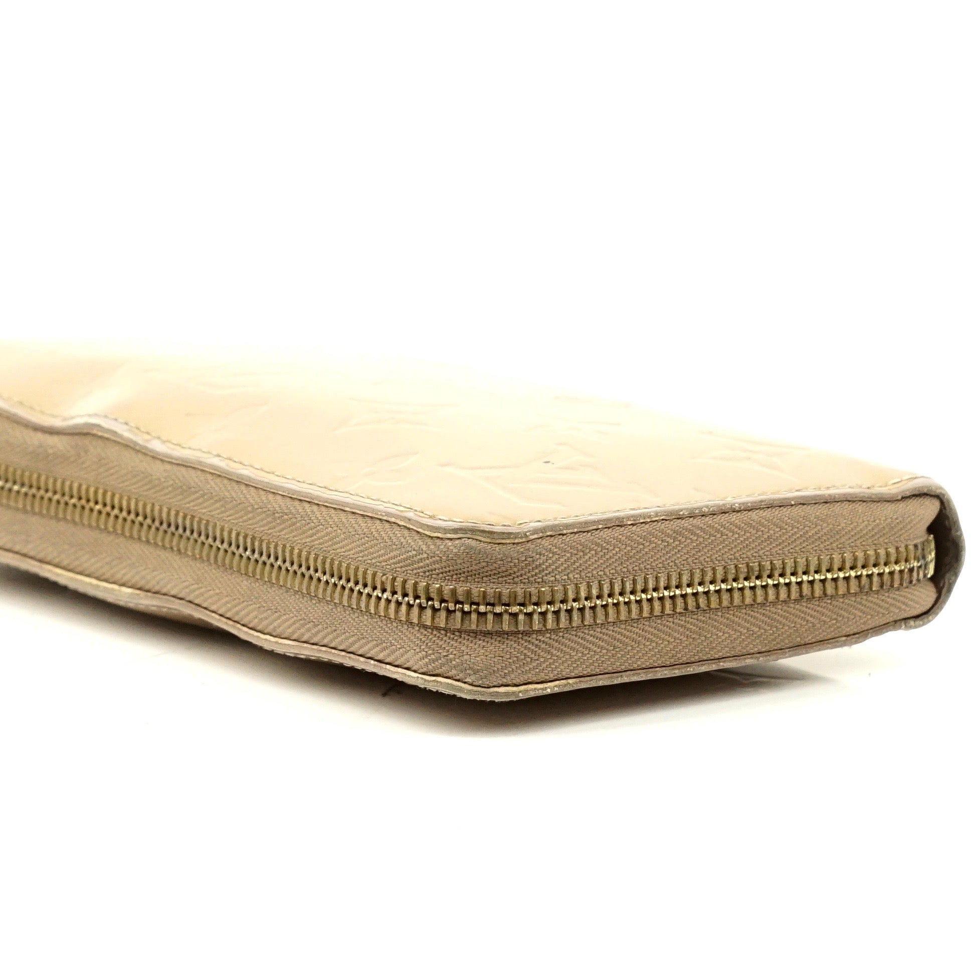 Louis Vuitton Porte Zippy Wallet