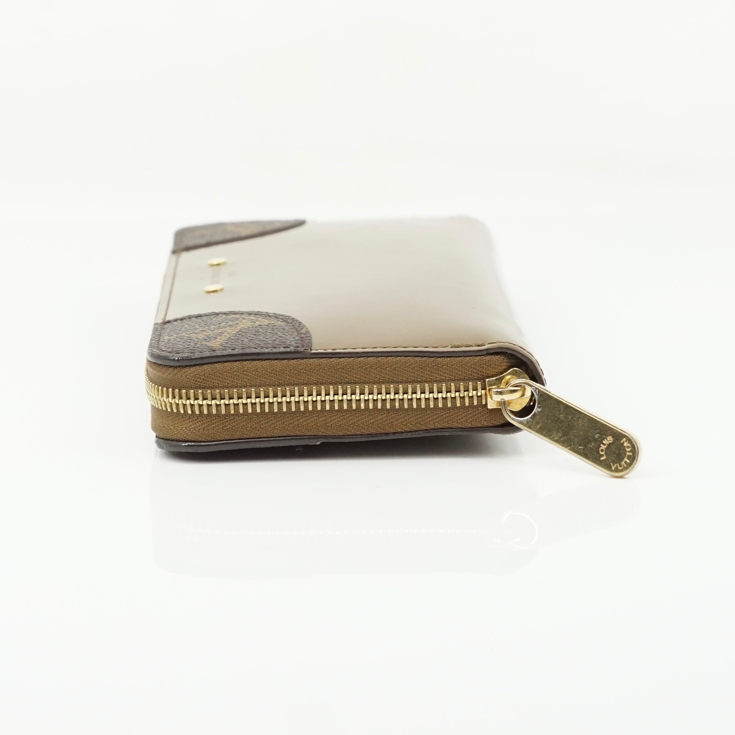 Louis Vuitton Zippy Wallet Brown