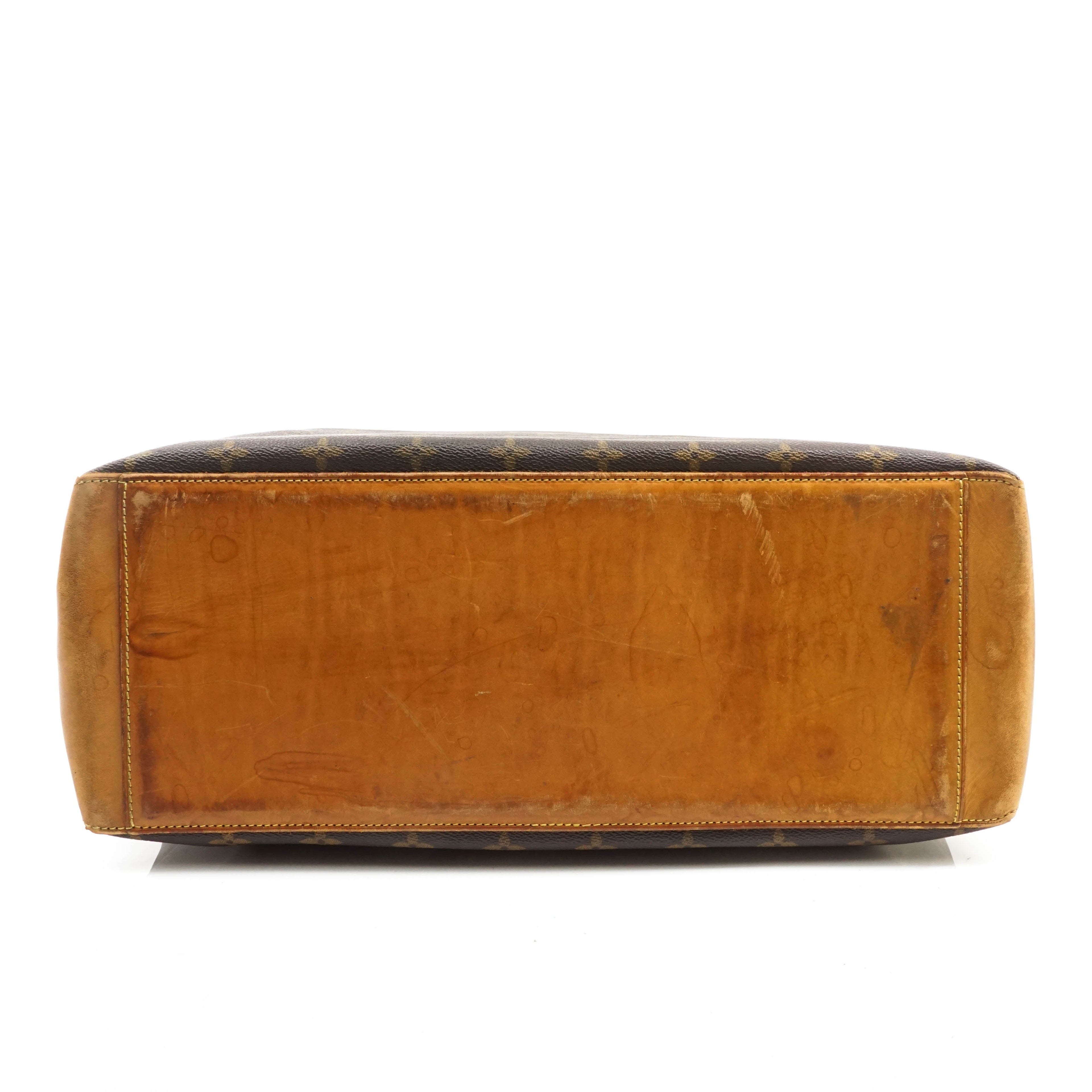 Louis Vuitton Alto Shoulder Bag