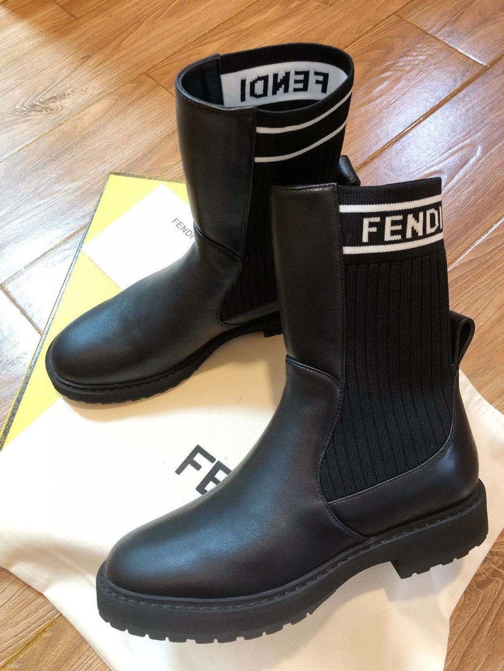 Fendi Rockoko Black