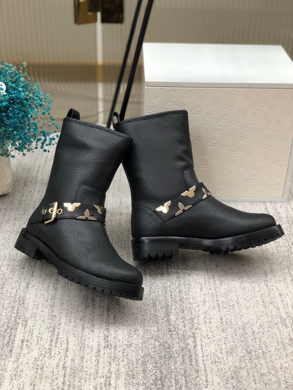 Louis Vuitton Discovery Flat Ankle Boot Black