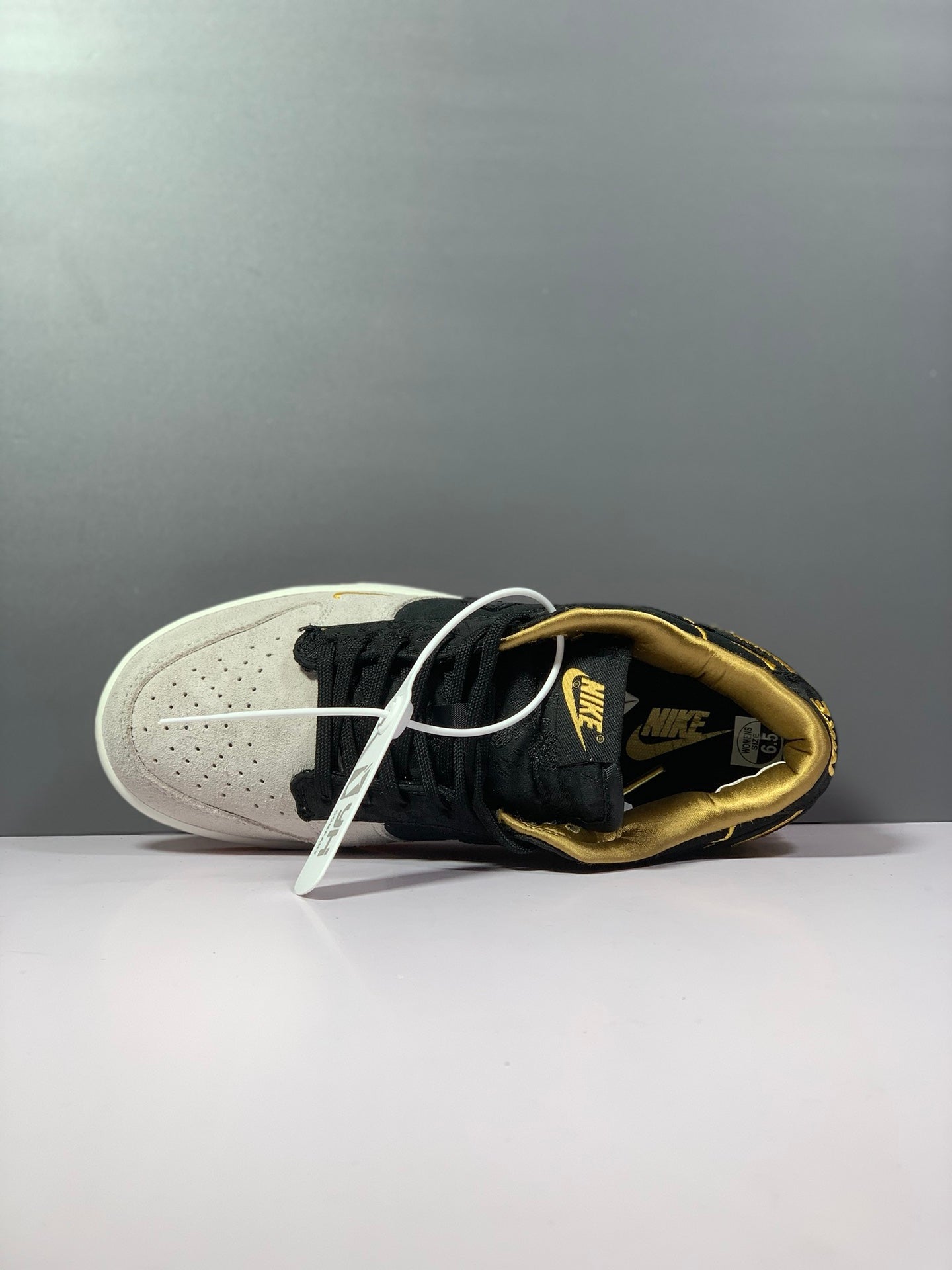 Nike Dunk Low GS God Of Wealth