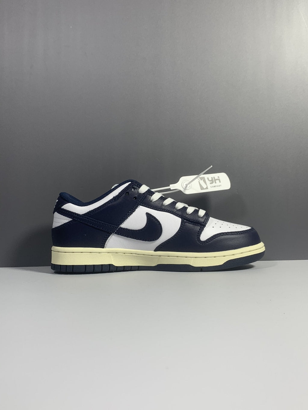 Nike Wmns Dunk Low Vintage Black