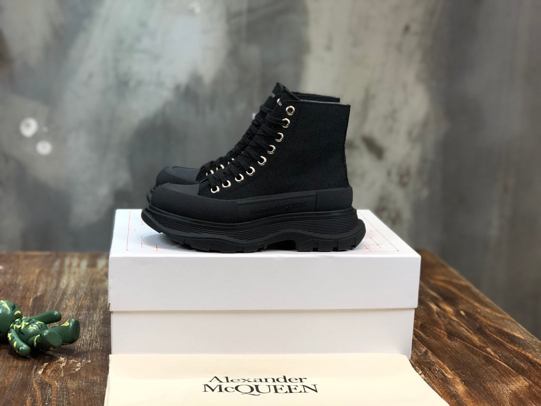 Alexander McQueen Tread Slick Boot