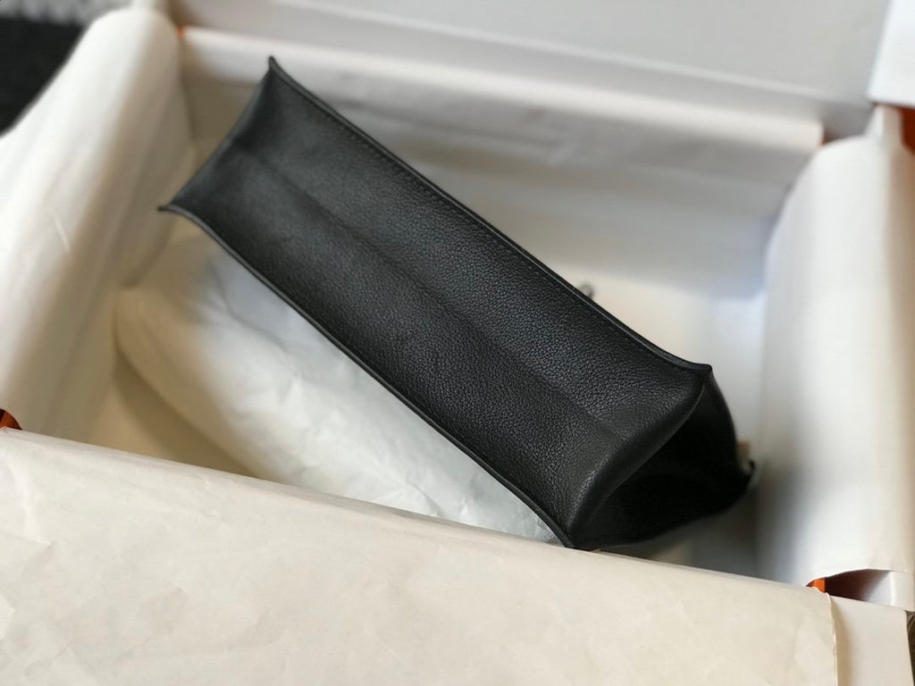 Hermes Handle Bag 22cm Black