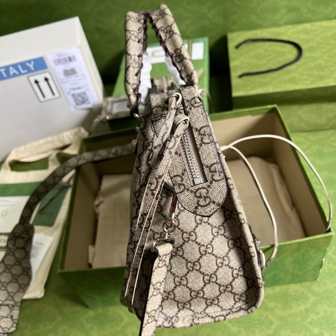 Gucci Luggage 39cm Beige