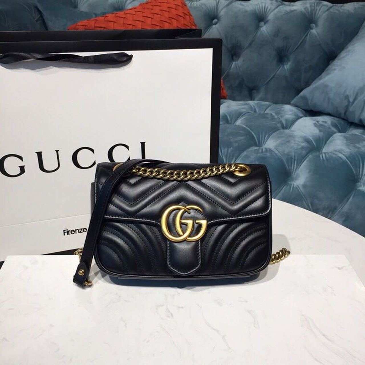 Gucci GG Marmont Matelass? Mini Bag 22cm 446744 Calfskin Leather Spring/Summer Collection Black