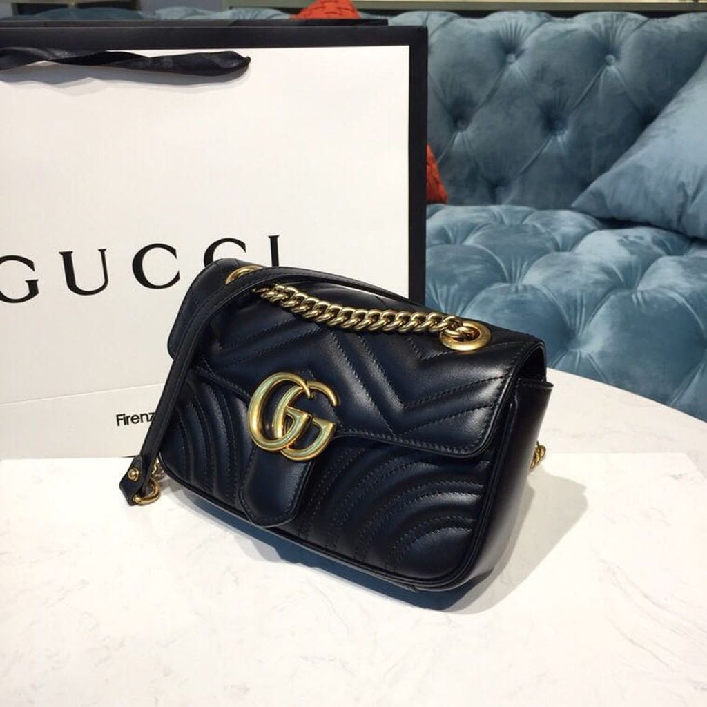 Gucci GG Marmont Matelass? Mini Bag 22cm 446744 Calfskin Leather Spring/Summer Collection Black