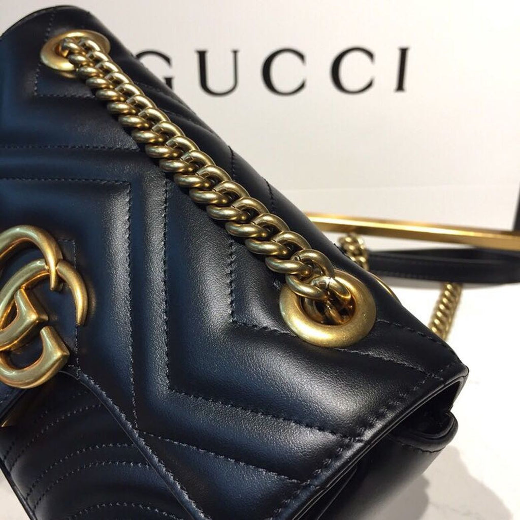 Gucci GG Marmont Matelass? Mini Bag 22cm 446744 Calfskin Leather Spring/Summer Collection Black