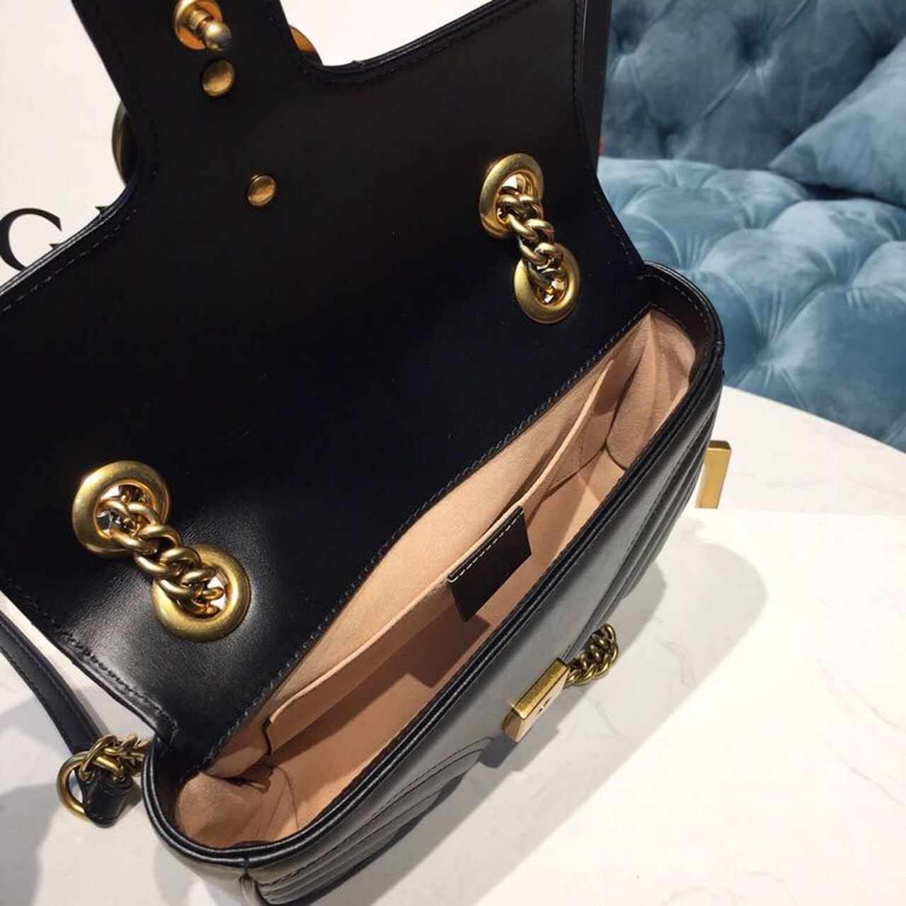 Gucci GG Marmont Matelass? Mini Bag 22cm 446744 Calfskin Leather Spring/Summer Collection Black