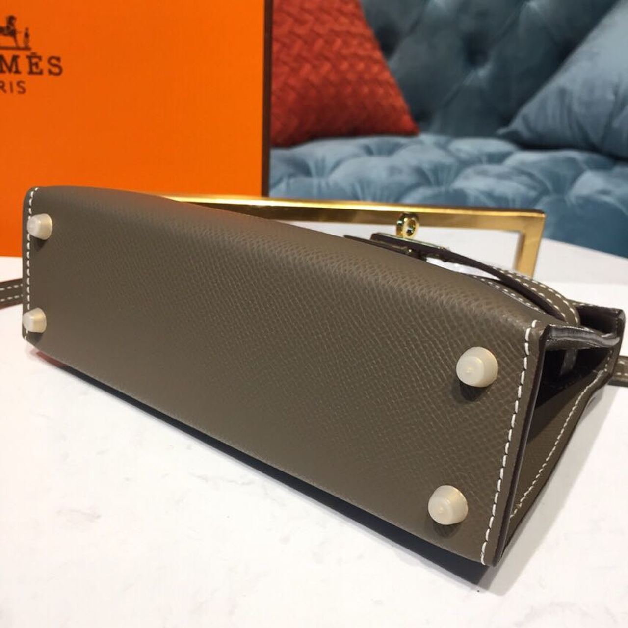 Hermes Mini Kelly 20cm Epsom Bag Handstitched Gold Hardware, Etoupe Grey